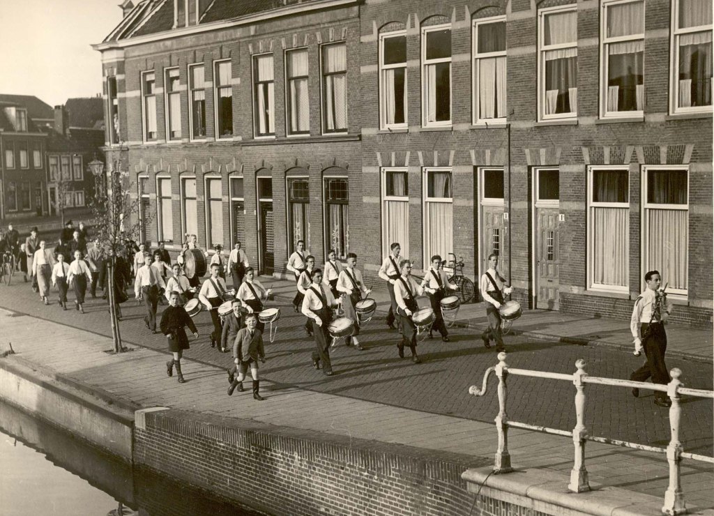 K&G tijdens een optreden in Leiden